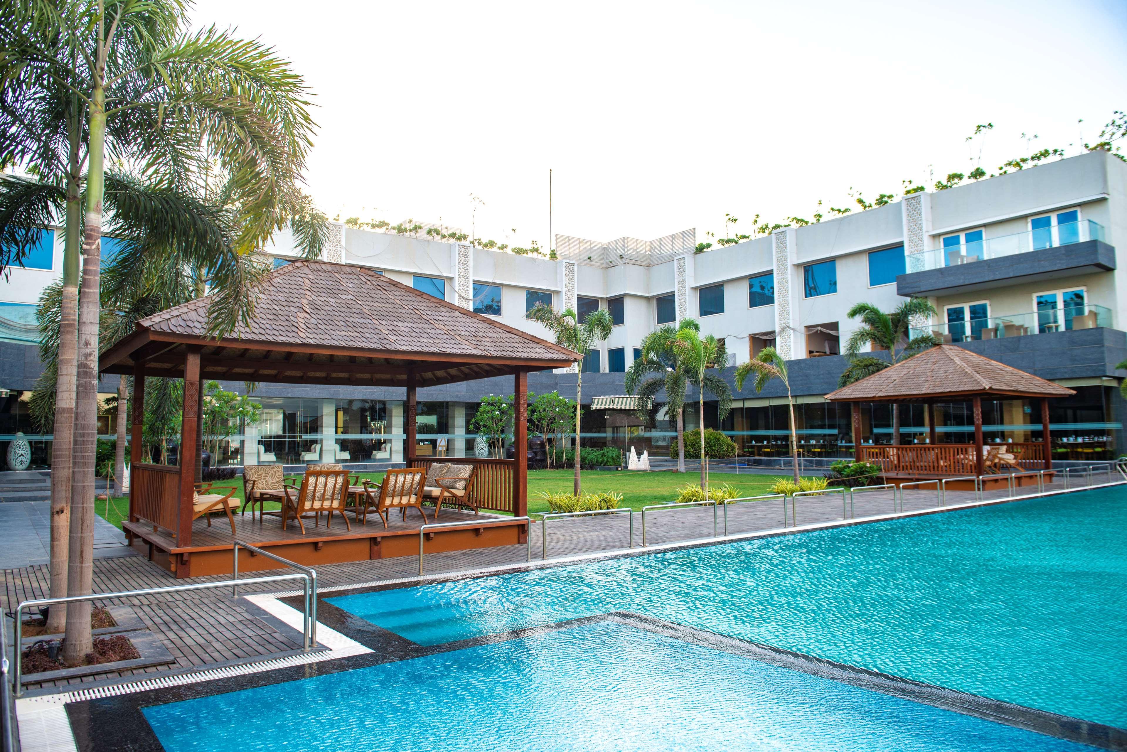 Radisson Resort & Spa Kandla คานธีธรรม ภายนอก รูปภาพ