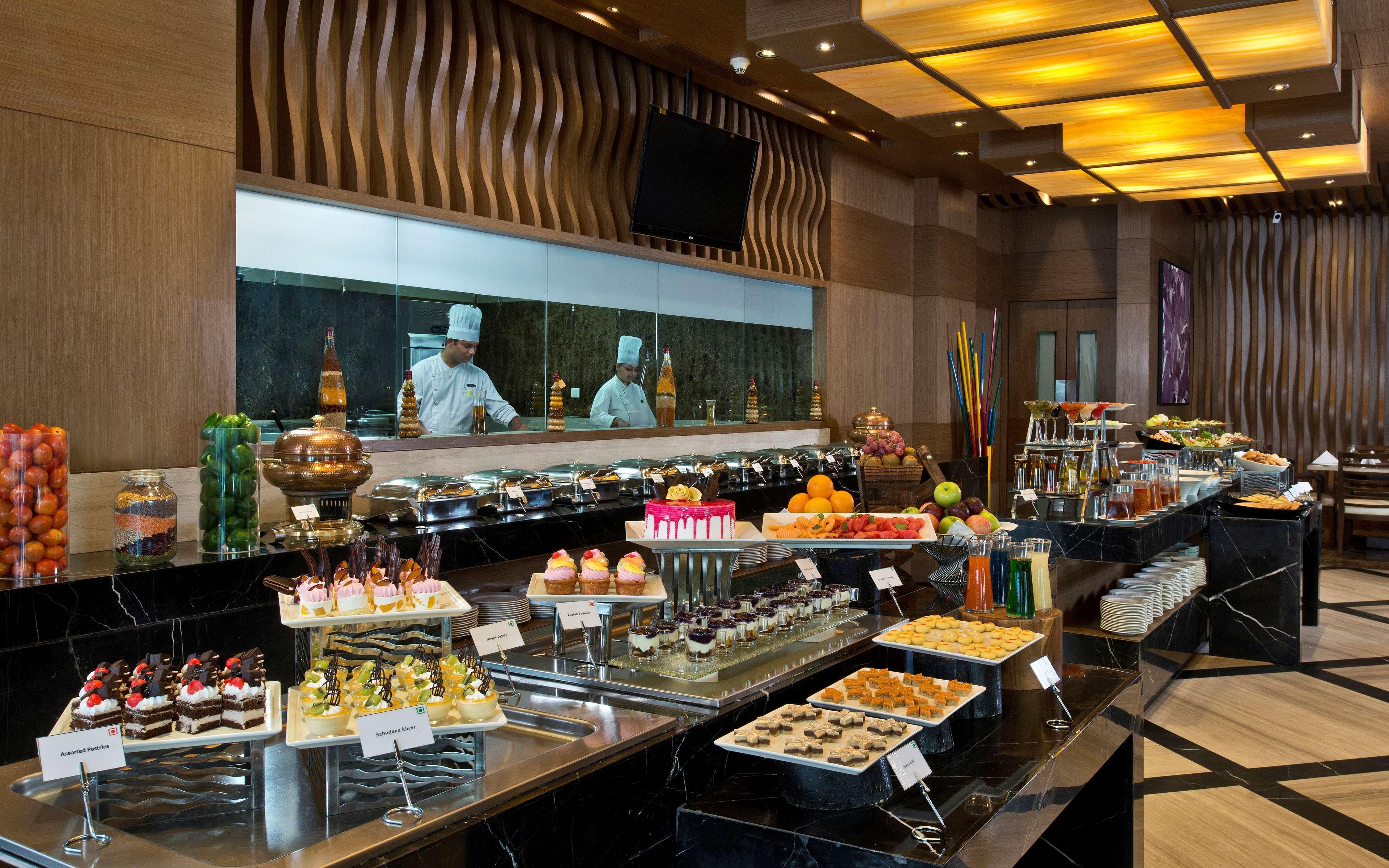Radisson Resort & Spa Kandla คานธีธรรม ภายนอก รูปภาพ
