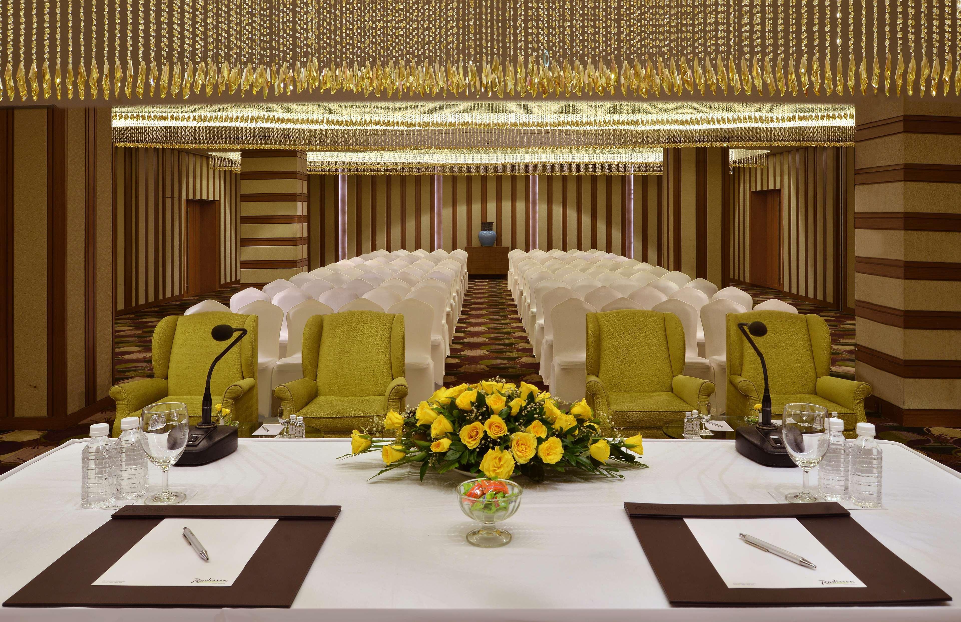 Radisson Resort & Spa Kandla คานธีธรรม ภายนอก รูปภาพ