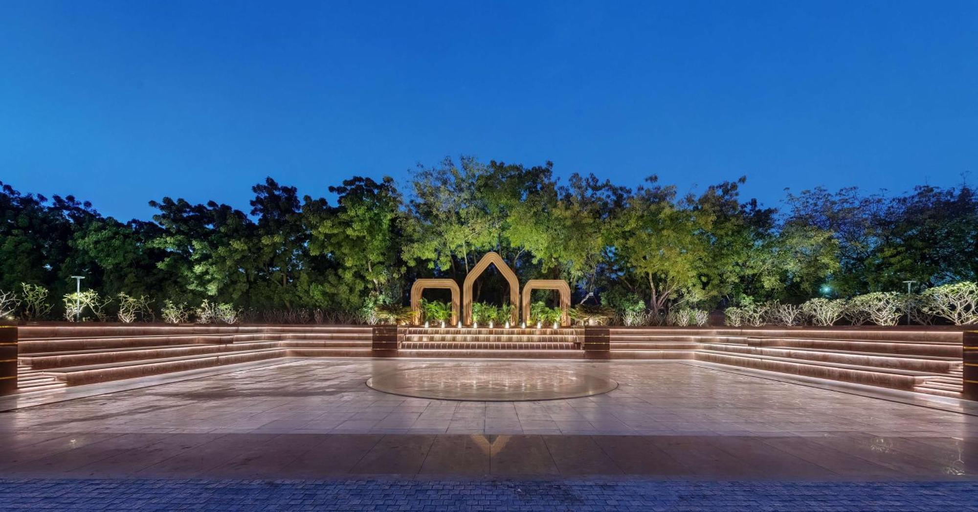 Radisson Resort & Spa Kandla คานธีธรรม ภายนอก รูปภาพ