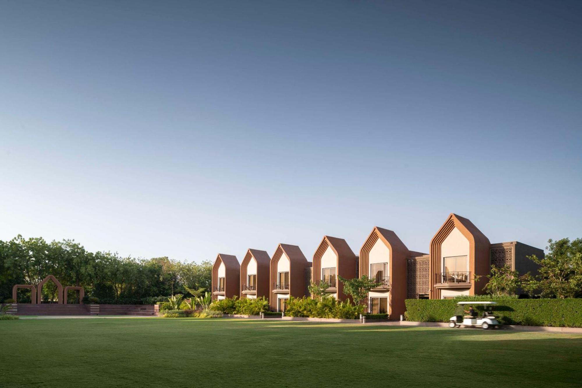 Radisson Resort & Spa Kandla คานธีธรรม ภายนอก รูปภาพ