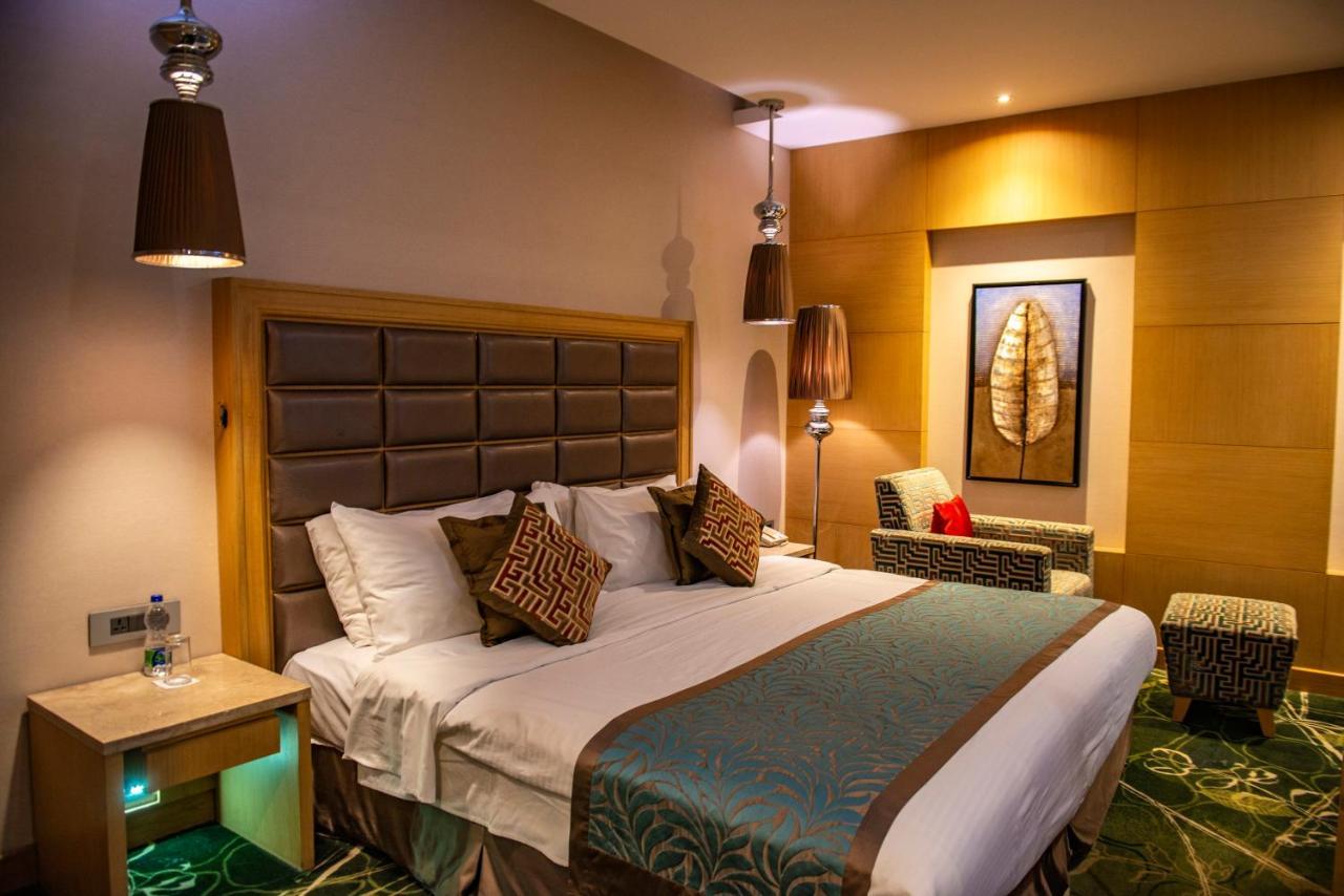 Radisson Resort & Spa Kandla คานธีธรรม ภายนอก รูปภาพ